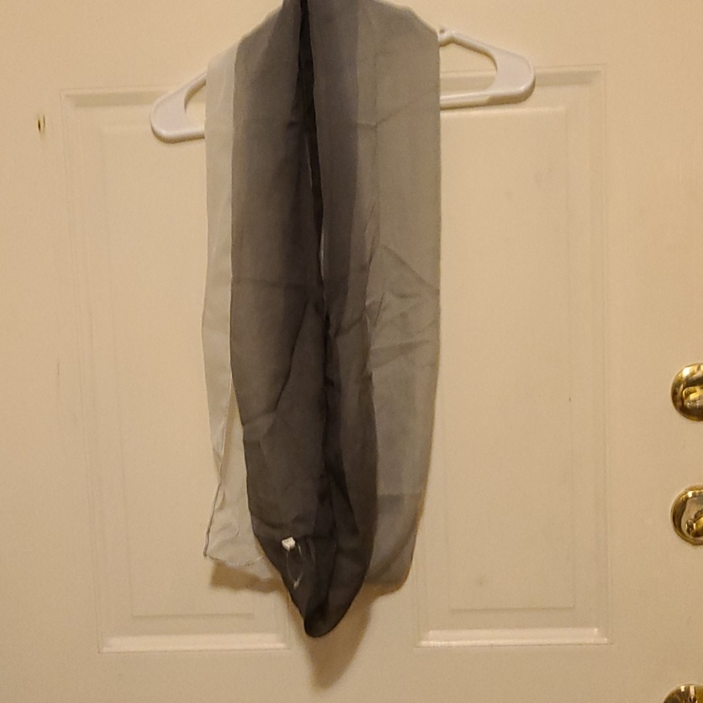 Ombre scarf